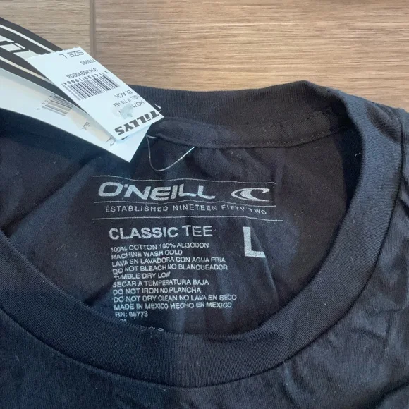 O’neill Black T-shirt with logo design, tilly’s exclusive - Picture 2 of 6